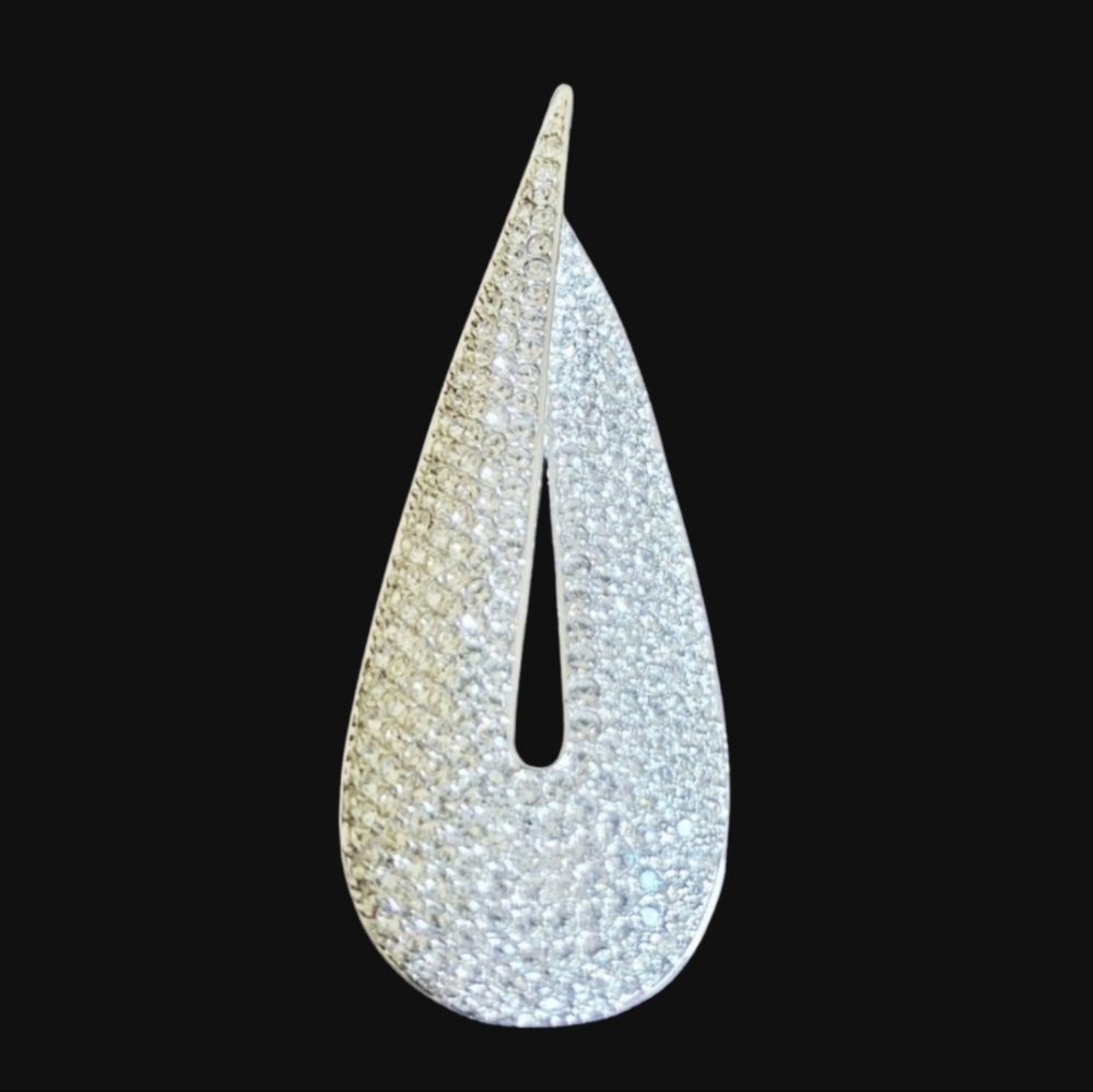 Pendant NWOT